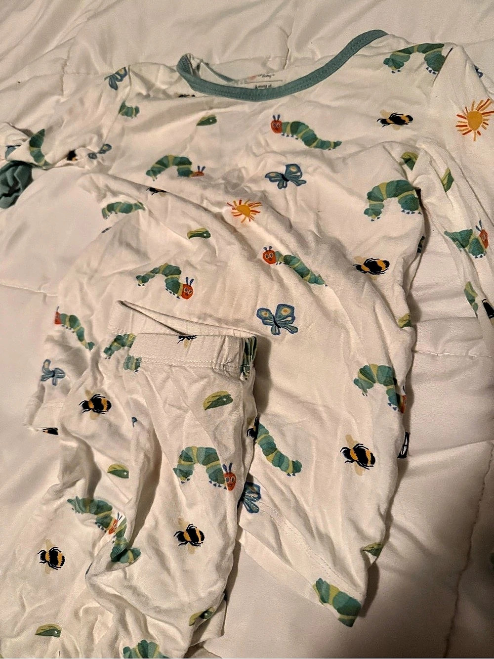 KYTE The Very Hungry Caterpillar Pajama Set White & Green